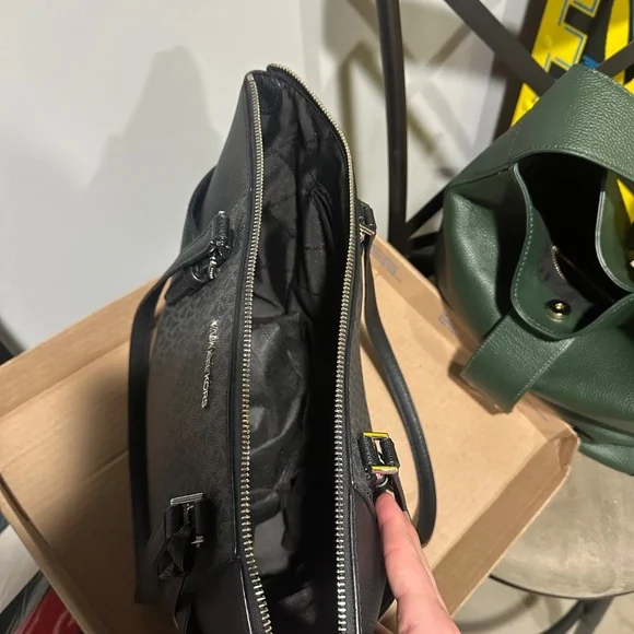 Michael Kors Black Purse, Lightly Used, No Flaws - Picture 3 of 3